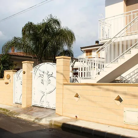 Gp House *